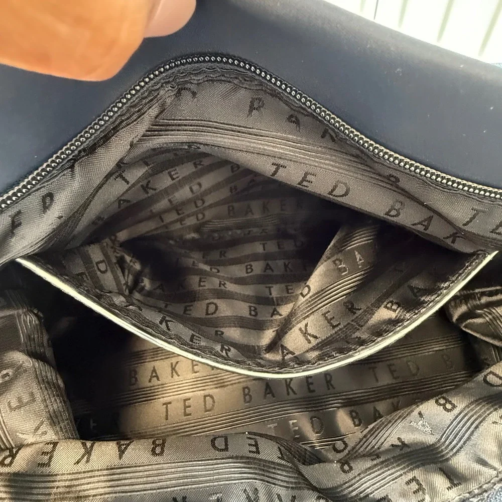 Ted Baker Tote Bag Women Large Navy Blue Excellent Nylon Zippered Minimalist